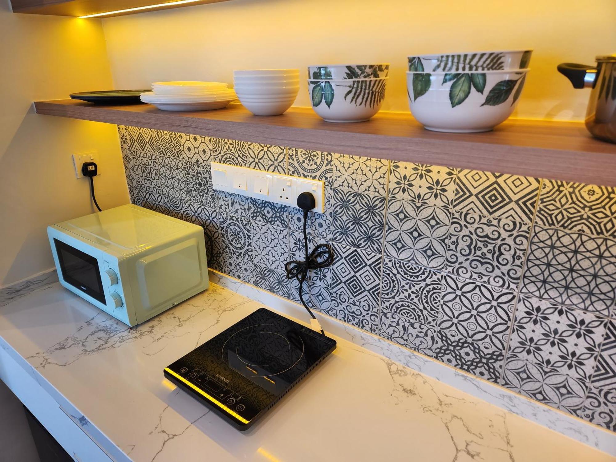 Unique Boho Style With Netflix For Up To 5pax - Enjoy Mountain View While Swimming At The Infinity Pool & Natural Hotspring Pool, 2mins Walk To The Lost World Of Tambun, Water Themepark At Apartment Ipoh
