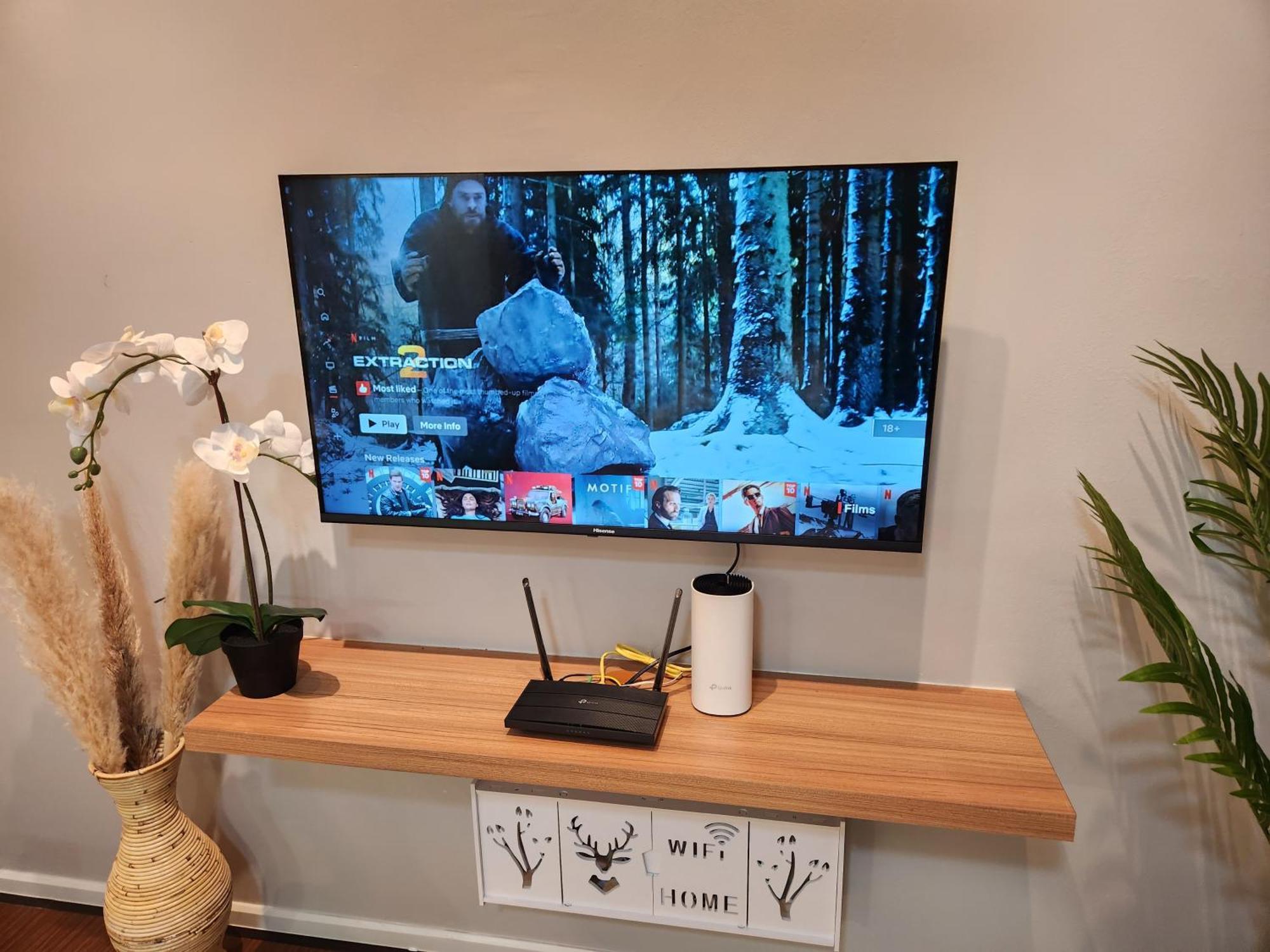 Apartment Unique Boho Style With Netflix For Up To 5pax - Enjoy Mountain View While Swimming At The Infinity Pool & Natural Hotspring Pool, 2mins Walk To The Lost World Of Tambun, Water Themepark At *